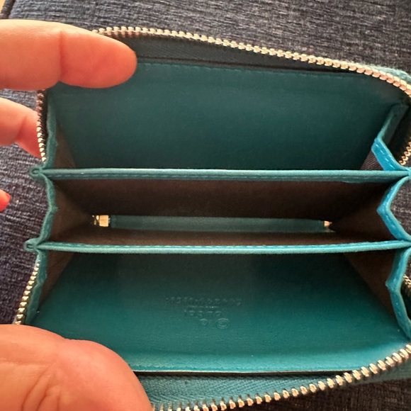 💯 Authentic Gucci Wallet - Picture 7 of 12